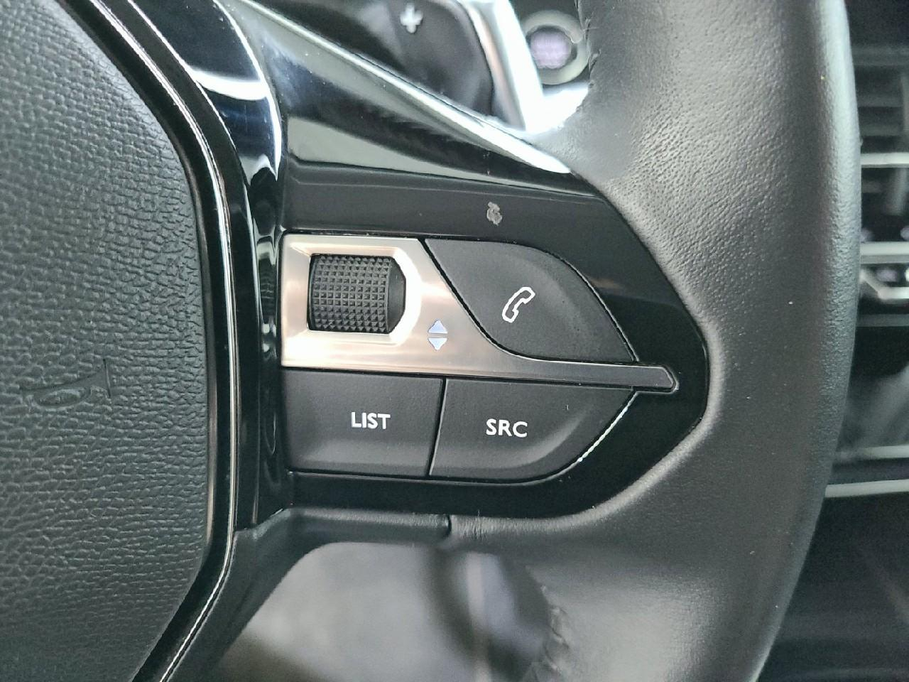 Peugeot 2008 puretech 130 s&s eat8 roadtrip — photo 20