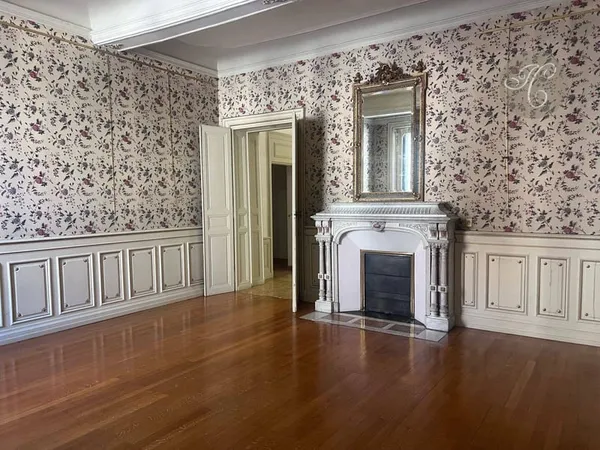 Appartement 4 pièces 126 m²