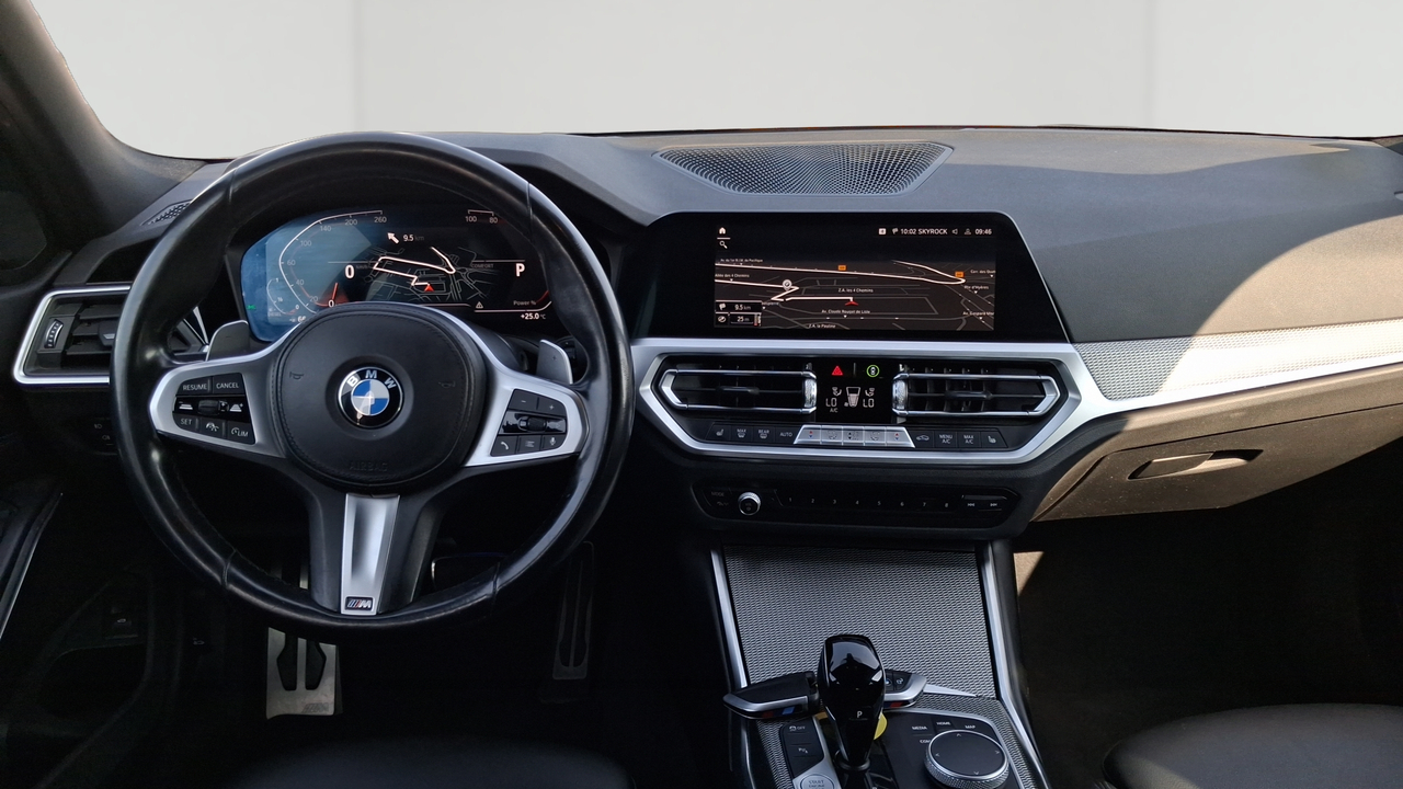BMW Touring 330d xDrive 286 ch BVA8 — photo 9