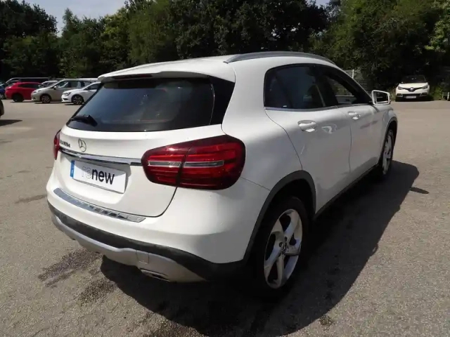 Mercedes Gla 180 d — photo 4