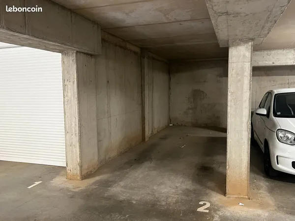 Place de parking en sous-sol