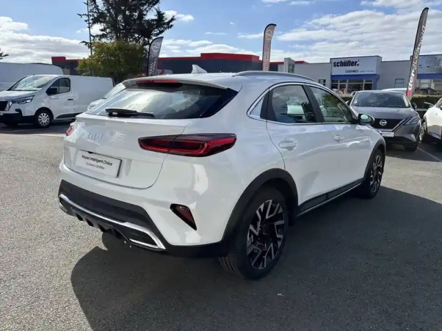 Kia Xceed 1.0 t-gdi 100 ch bvm6 — photo 5