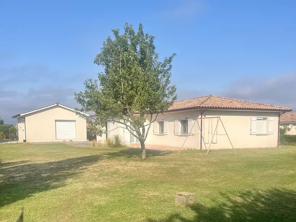 Maison de plain-pied 137 m² 4 chambres Dépendance 42 m
