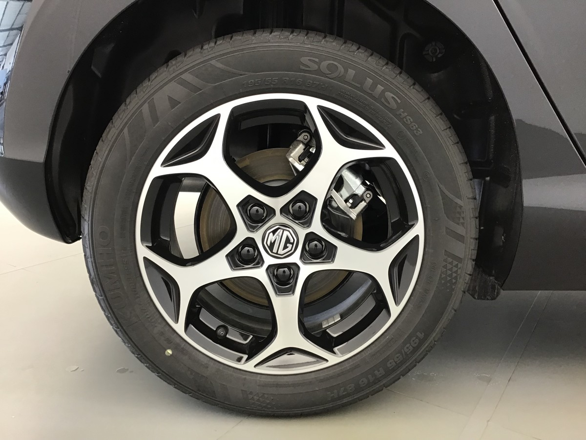 MG MG3 — photo 28