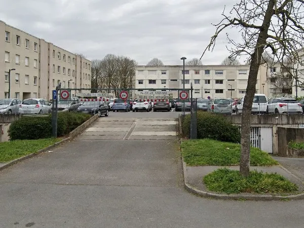 RENNES - HENRI FREVILLE - Place de parking souterrain