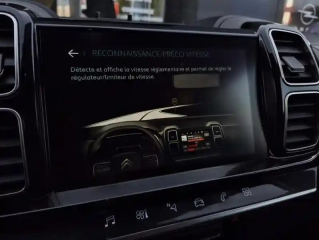 Citroën C5 Aircross hybrid 225 ë-eat8 business + — photo 19