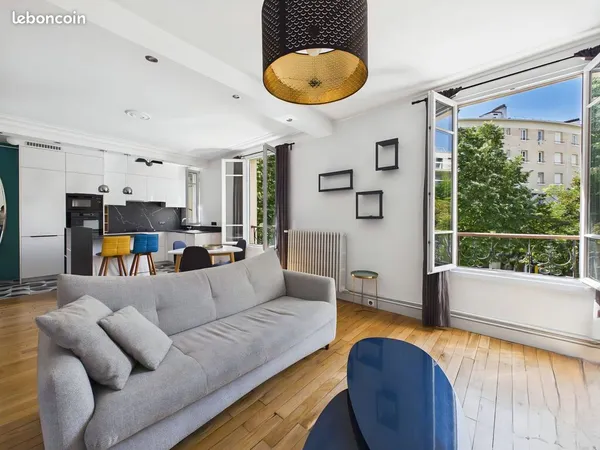 Paris 18e - Location appartement 2 pièces meublé de 54 m² totalement refait