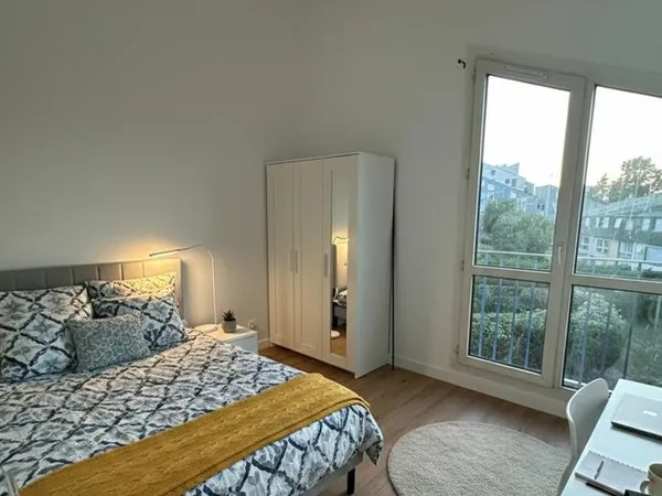 Chambre rénovée à neuf Noisiel  RER A 700 mètres