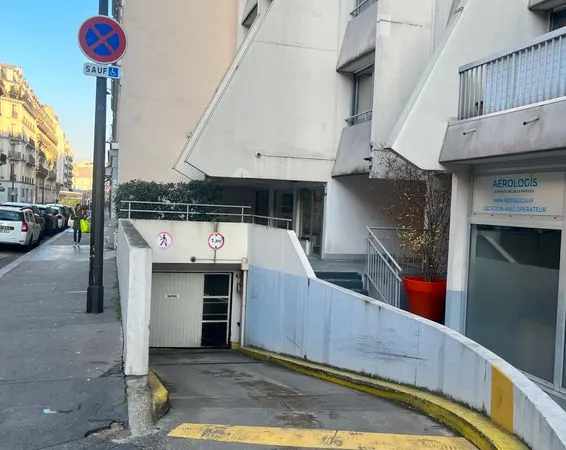 Location parking paris 10 - dispo immédiate