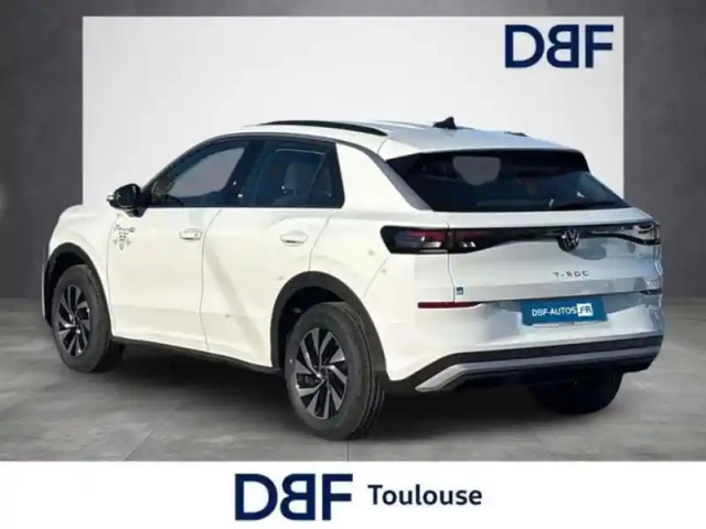 Volkswagen T-Roc fl nouveau nf 1.5 etsi hybrid 116ch d — photo 3