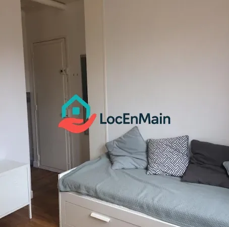 Studio 1 pièce 17 m²