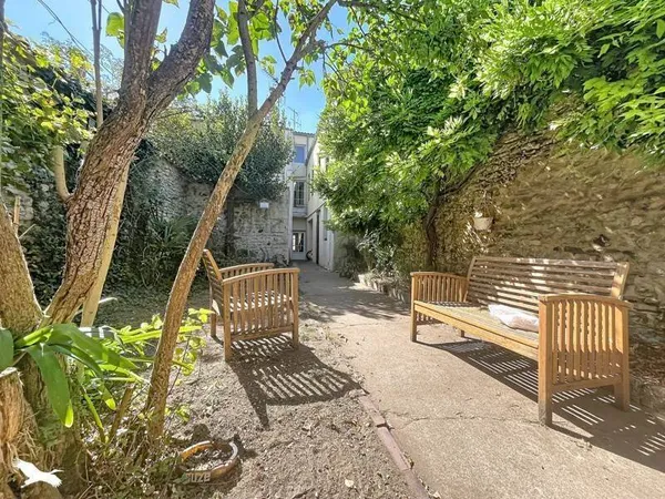 Immeuble 220 m²