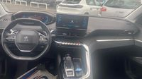 Peugeot 3008 HYBRID 225ch Allure Pack e-EAT8 — photo 11