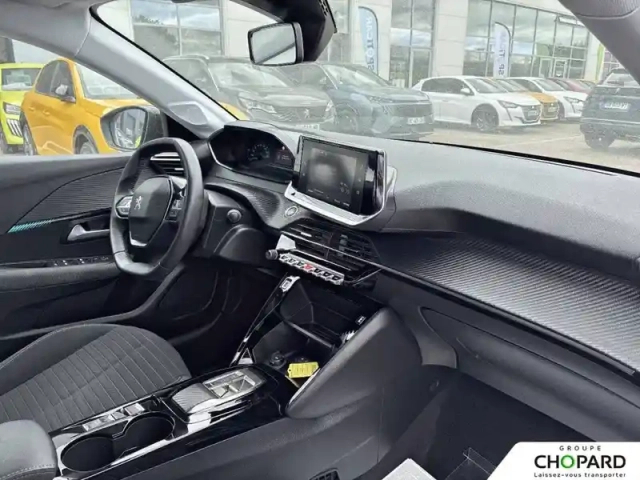 Peugeot 208 electrique 50 kwh 136ch — photo 14