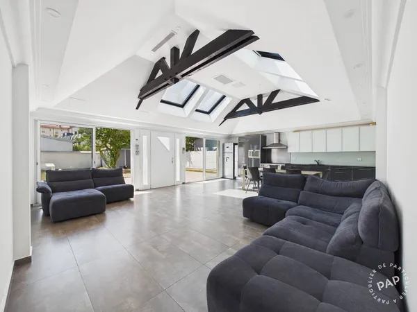 Maison 6 pièces 198 m²