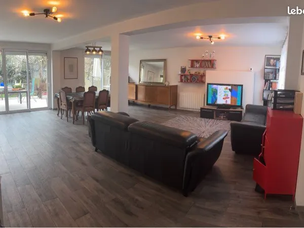 CRÉTEIL - Rue de Brie - Pépite 150m² de 2020 - 4 chambres, Terrasse 45m², Jardin - 2 parkings