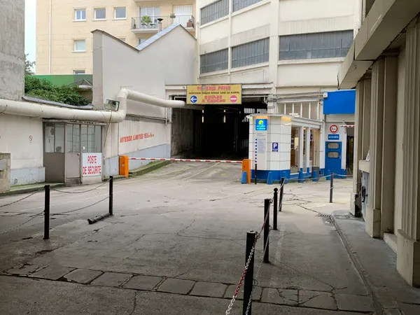Loue parking