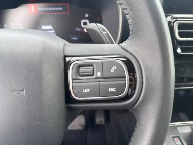 Citroën C5 Aircross hybride 136 e-dcs6 — photo 20