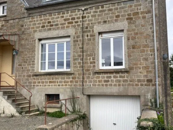 Maison à louer - 85 m² - 3 chambres avec jardin clôturé