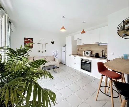 Appartement quai de lorraine