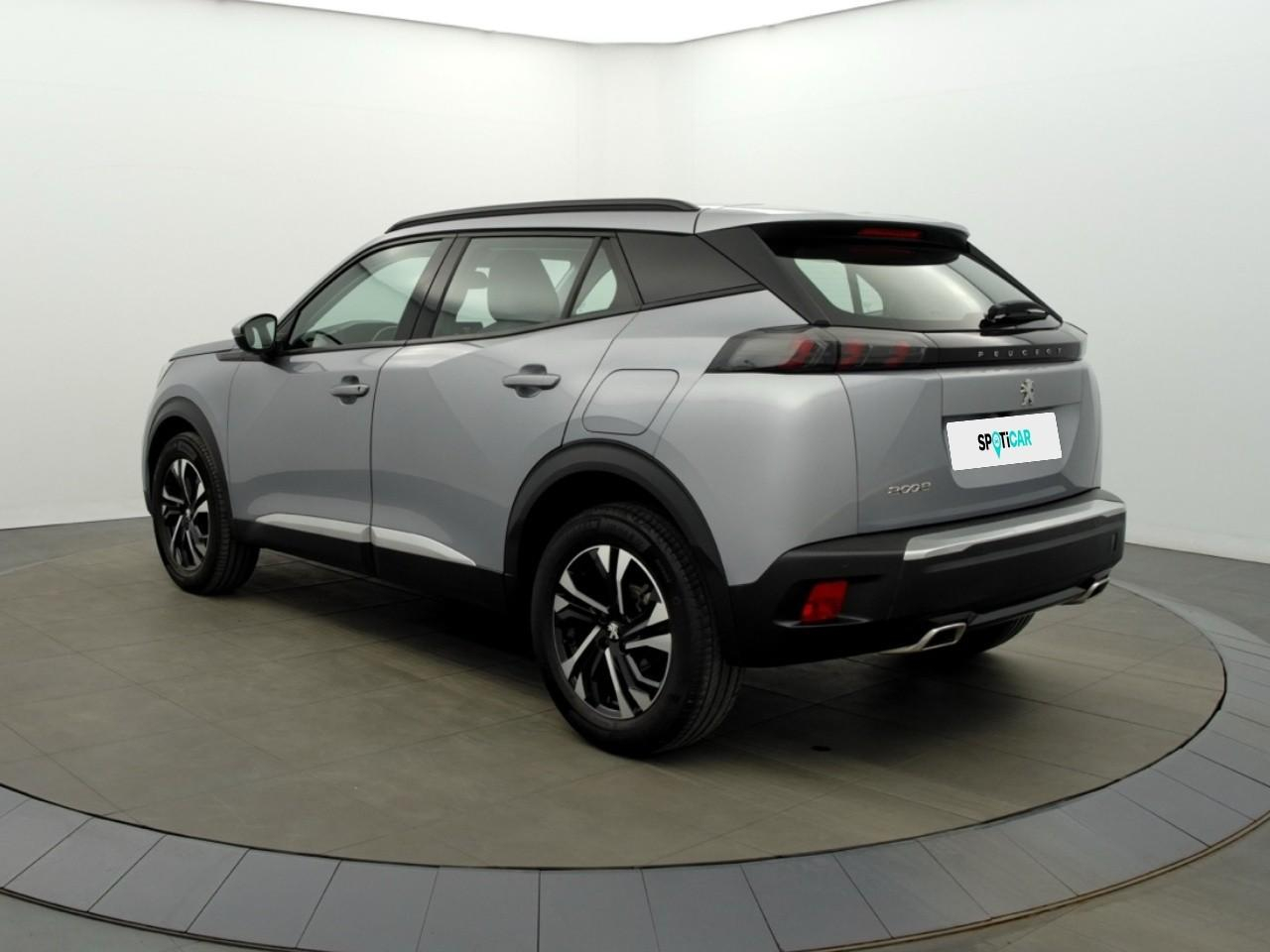 Peugeot 2008 puretech 130 s&s bvm6 allure — photo 3