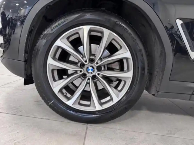 Bmw X3 sdrive18da 150ch  business design — photo 9