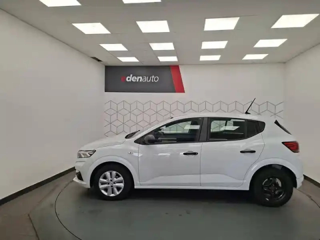 Dacia Sandero eco-g 100 — photo 13