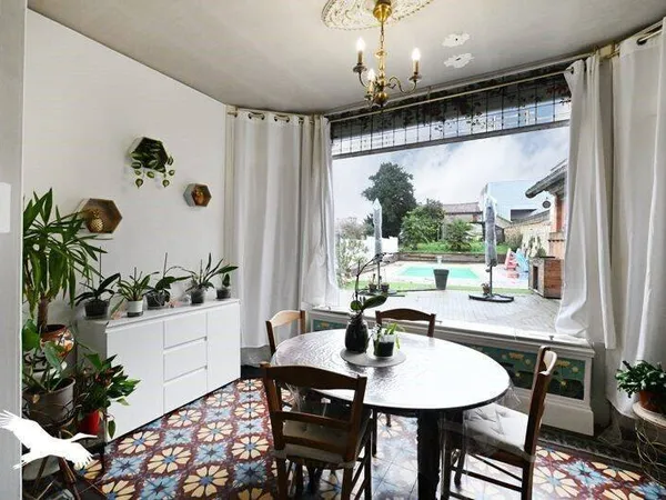 Maison 10 pièces 308 m²