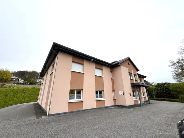BUREAUX à louer à MONTIVILLIERS 128 m2