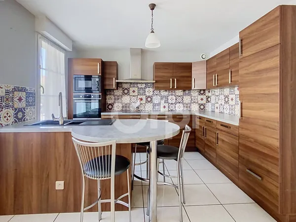 Maison 5 pièces 160 m²