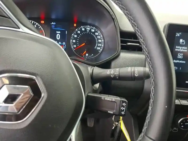 Renault Clio tce 90 — photo 29