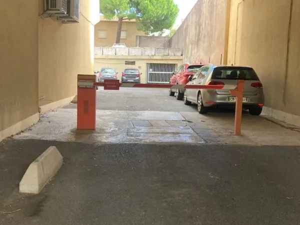 Garage à louer
