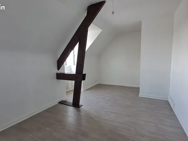 Studio 1 pièce 27 m²