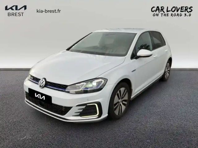 Volkswagen Golf 1.4 tsi 150 hybride rechargeable dsg6 — photo 1