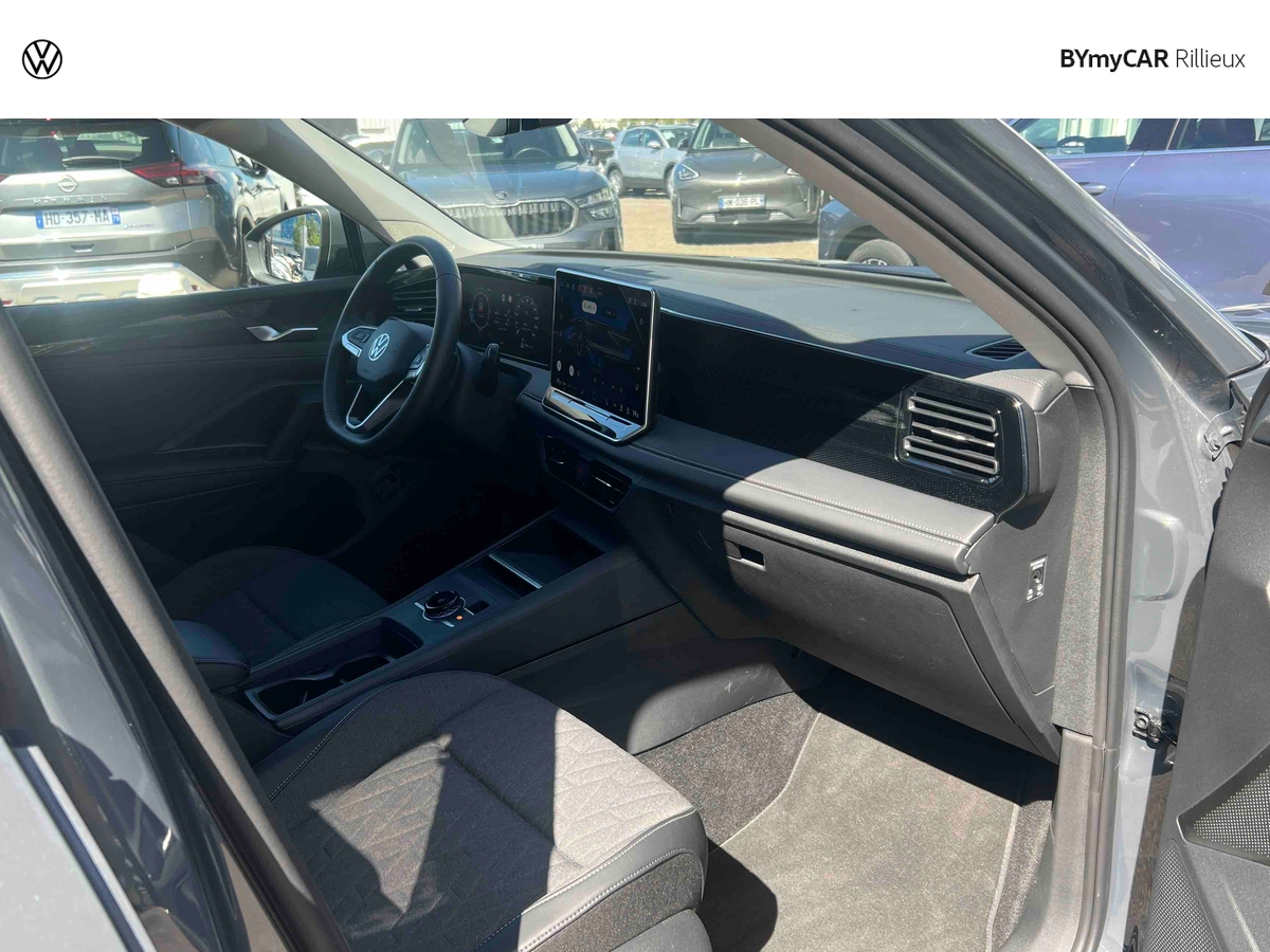 Volkswagen Tiguan 2.0 TDI 150ch DSG7 — photo 23