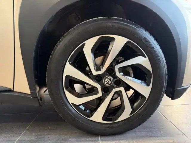 Toyota Aygo X 1.0 vvt-i 72ch design my23 — photo 8