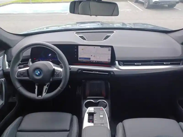 Bmw X1 xdrive 25e 245ch dkg7 — photo 4