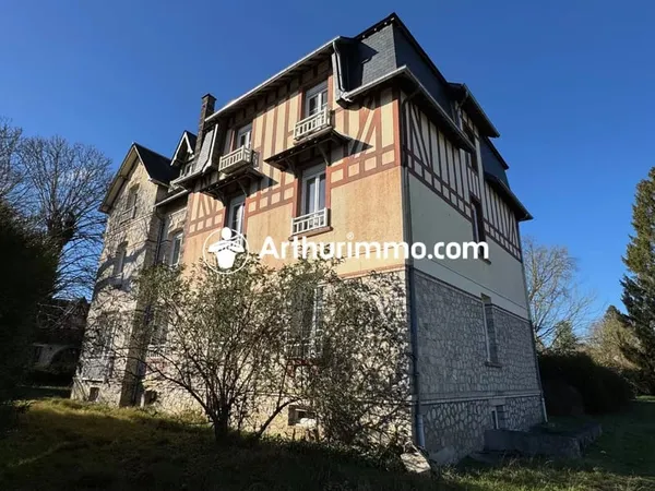 Immeuble composée de 10 appartements