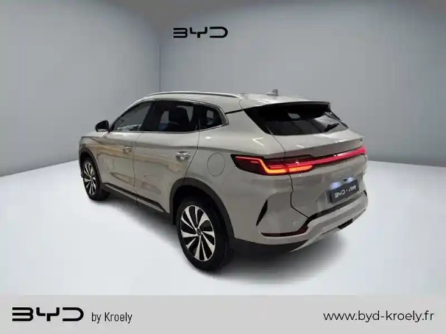Byd Seal U dm-i boost 1,5 l 217ch — photo 3