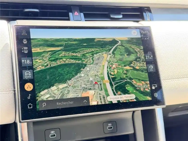 Land Rover Discovery Sport p270e phev awd bva — photo 20