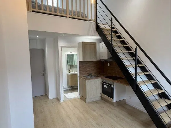 Studio en duplex, 27m2 à louer