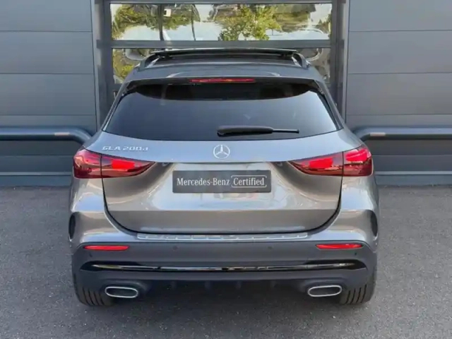 Mercedes Gla 200 d amg line — photo 24