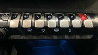 Peugeot 3008 HYBRID 225ch Allure Pack e-EAT8 — photo 27