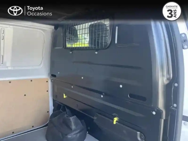 Toyota Proace medium electric 136ch 75kwh start mc24 — photo 12