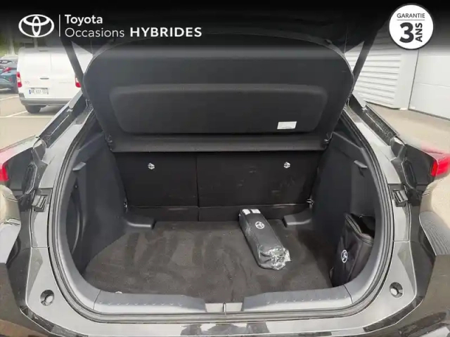 Toyota C-Hr 1.8 hybride 140ch gr sport — photo 10