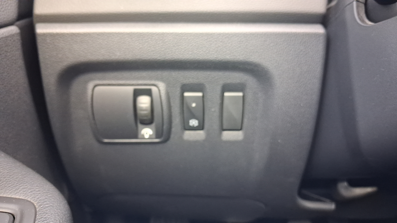 Renault Captur TCe 120 Energy — photo 58