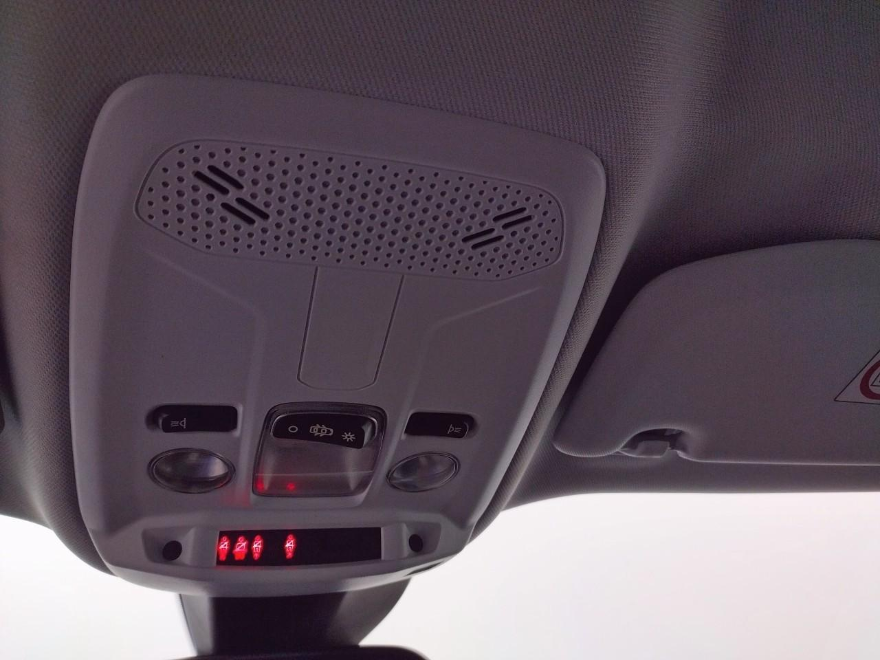 Peugeot 2008 puretech 130 s&s eat8 style — photo 20