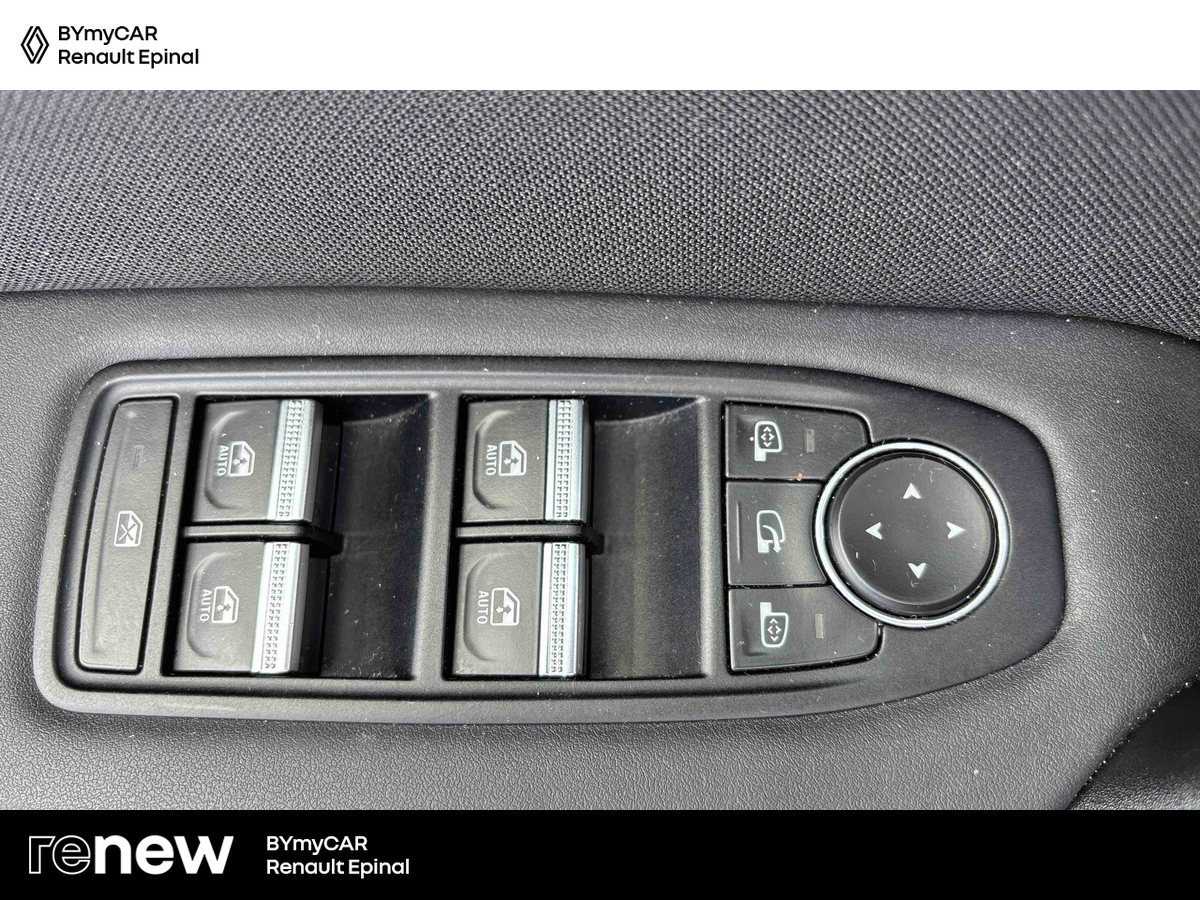 Renault Symbioz E-Tech full hybrid 145 — photo 17