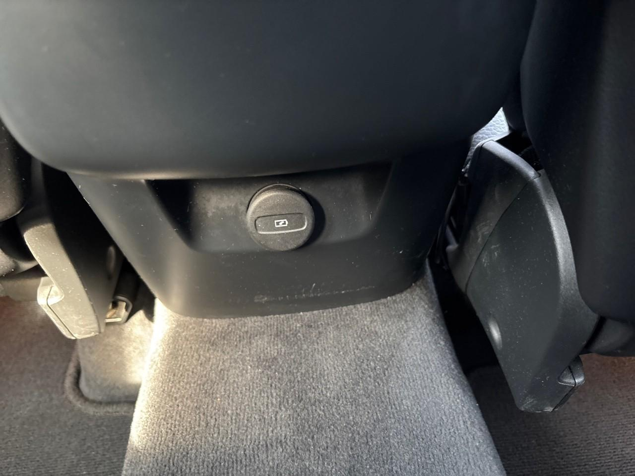 Volvo Xc60 b4 197ch plus style dark geartronic — photo 25