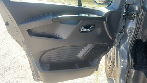 Renault Trafic VU 2.0 dCi 150 EDC7 - Red Edition Confort L1h1 – 2024 – 86545 km – Diesel – Boîte Automatique — photo 46